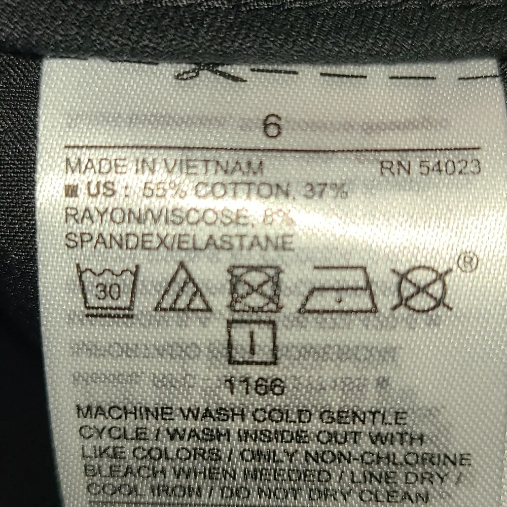 Old Navy Black Pixie High Rise Pants NWT - Picture 5 of 8